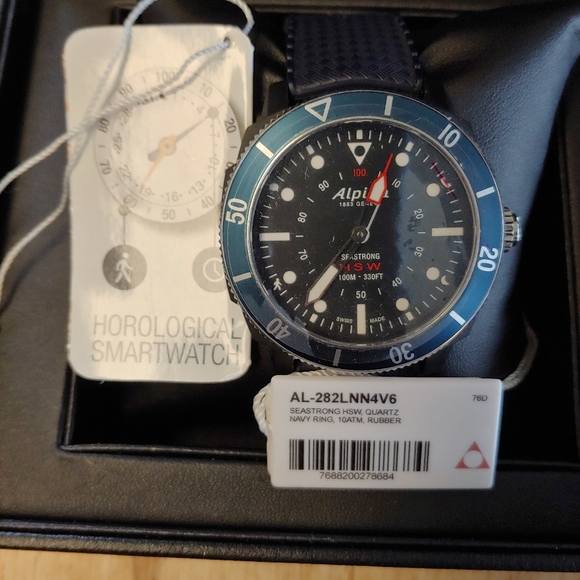 Alpina Seastrong horological smart watch - Picture 4 of 9